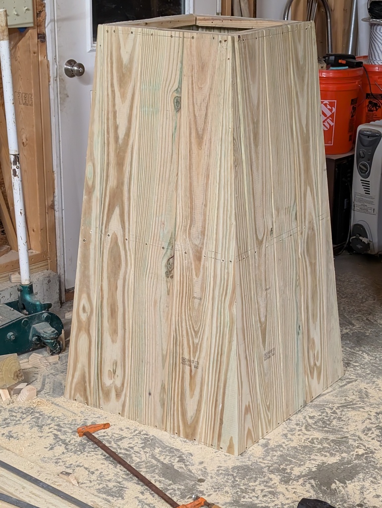 No description provided for: /2025/10-12/1118-compost-bin-joined/photo01.html