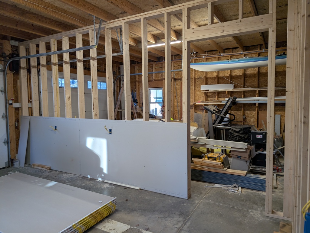 No description provided for: /2026/01-03/0330-garage-walls/photo02.html