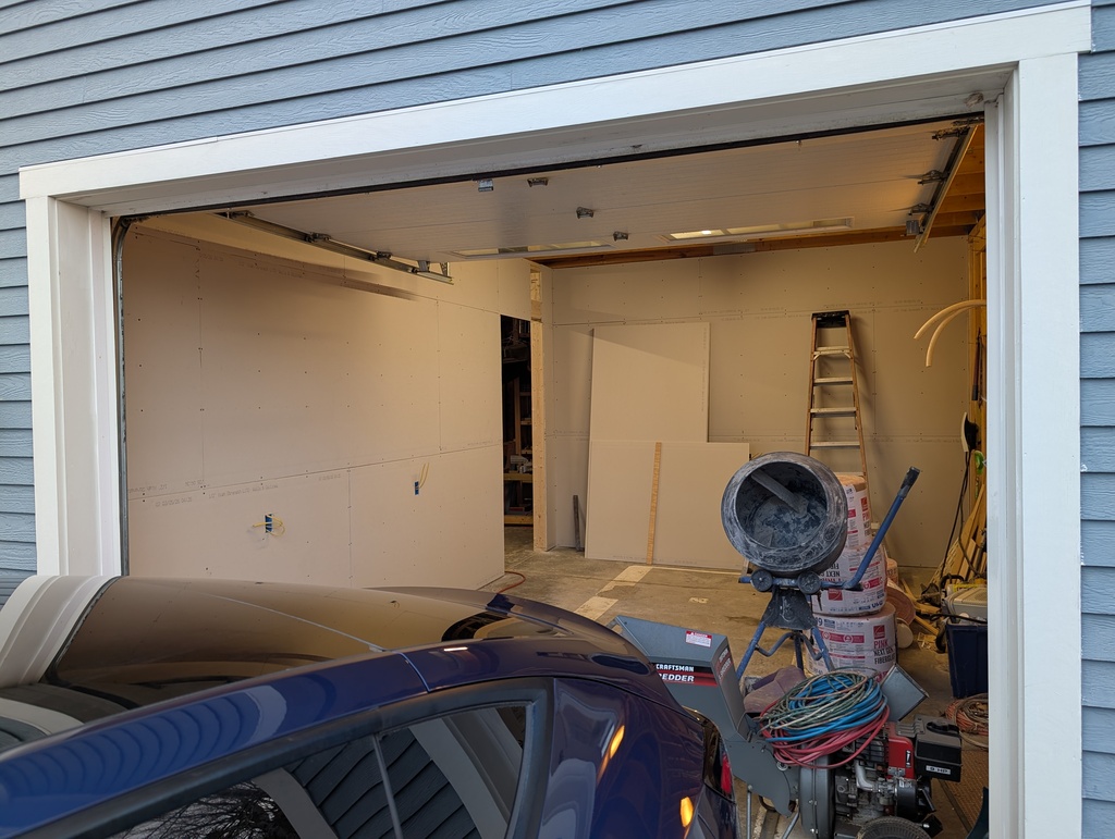 No description provided for: /2026/04-06/0401-garage-walls/photo06.html