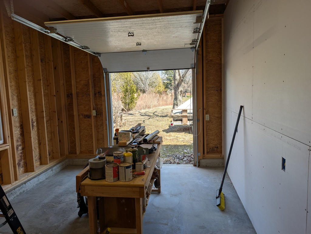 No description provided for: /2026/04-06/0410-garage-walls/photo04.html
