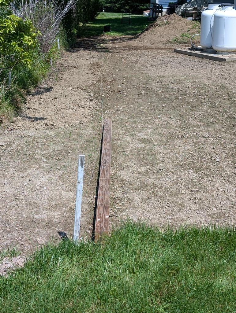No description provided for: /2026/07-09/0702-yard-grading/photo01.html