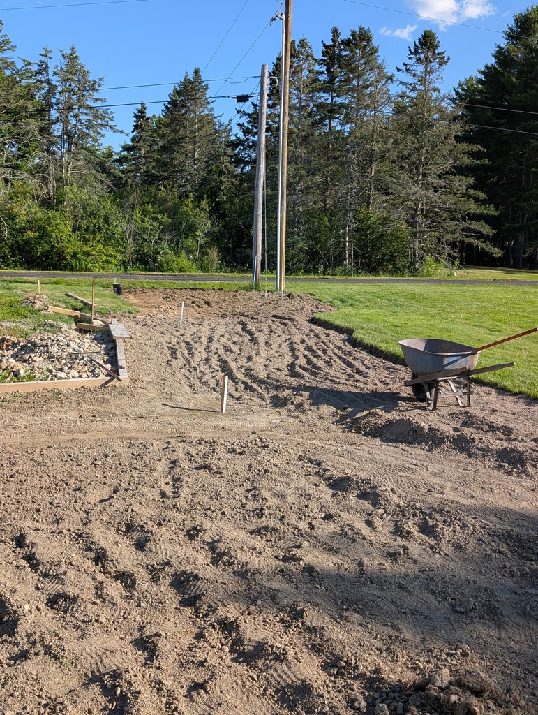 No description provided for: /2026/07-09/0712-yard-grading/photo03.html