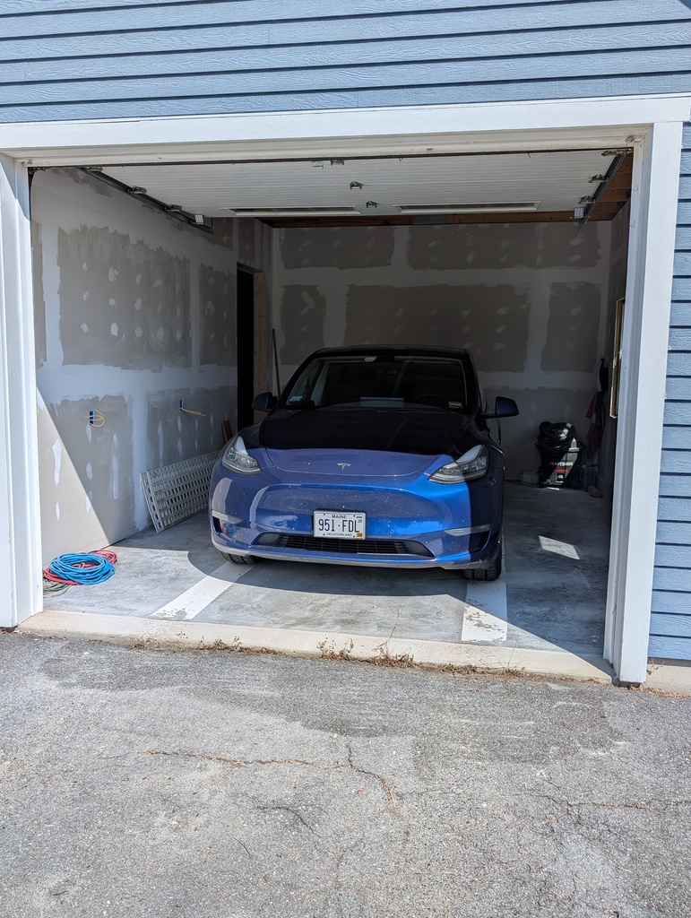 No description provided for: /2026/07-09/0727-garage/photo01.html