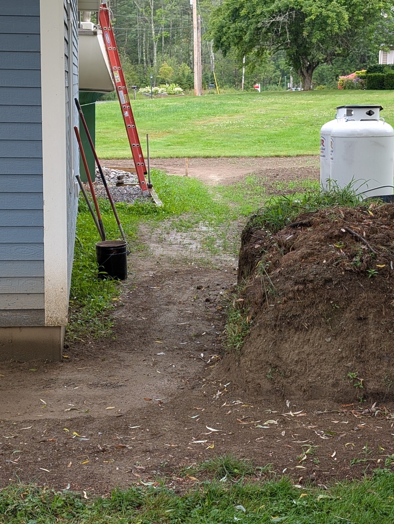 No description provided for: /2026/07-09/0803-yard-grading/photo01.html